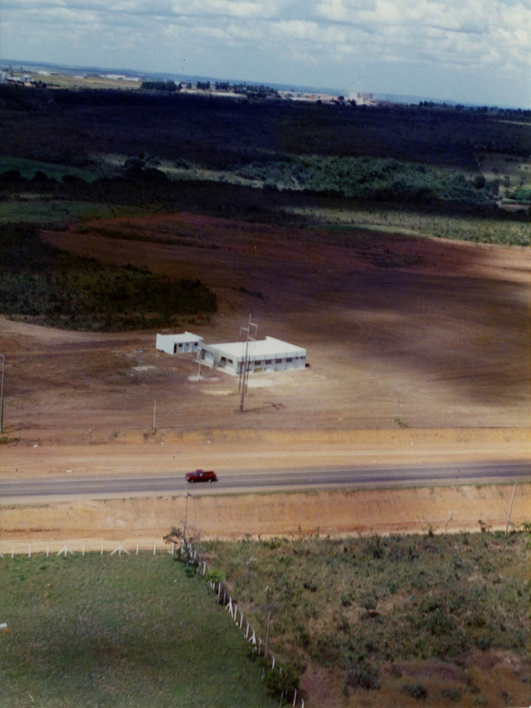 1996 - Construção da sede da UNIANA
